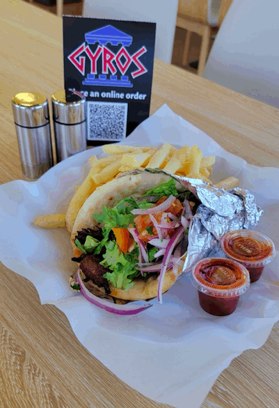 Paizi's Gyros Mediterranean Grill - photo 3