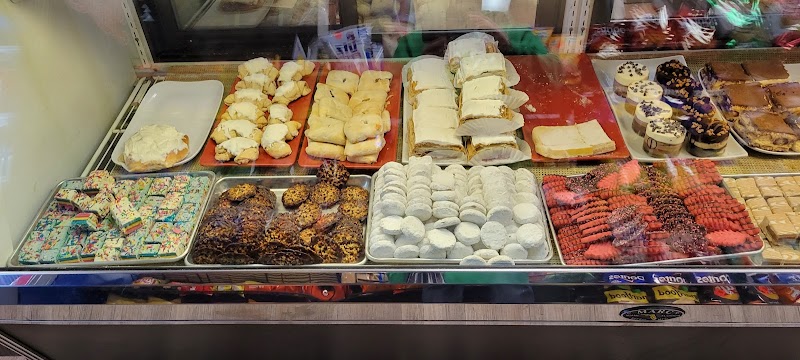 City Market and Cafe - photo 5