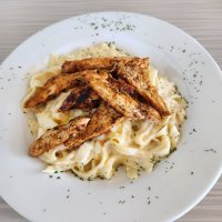 Damon's - photo 3