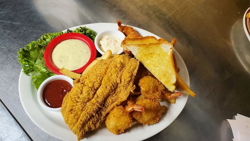 Rock Island Grill - photo 3