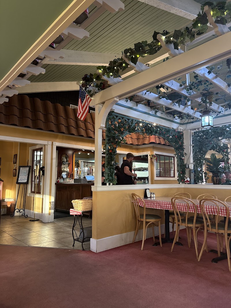 Ferraro's Spokane Valley - photo 4