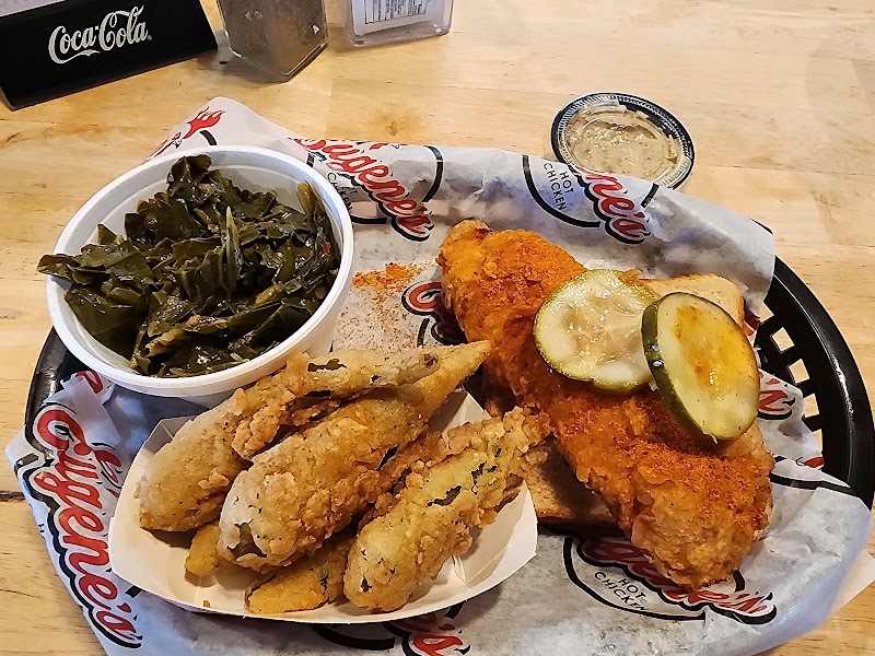 Eugene's Hot Chicken - Uptown - photo 4