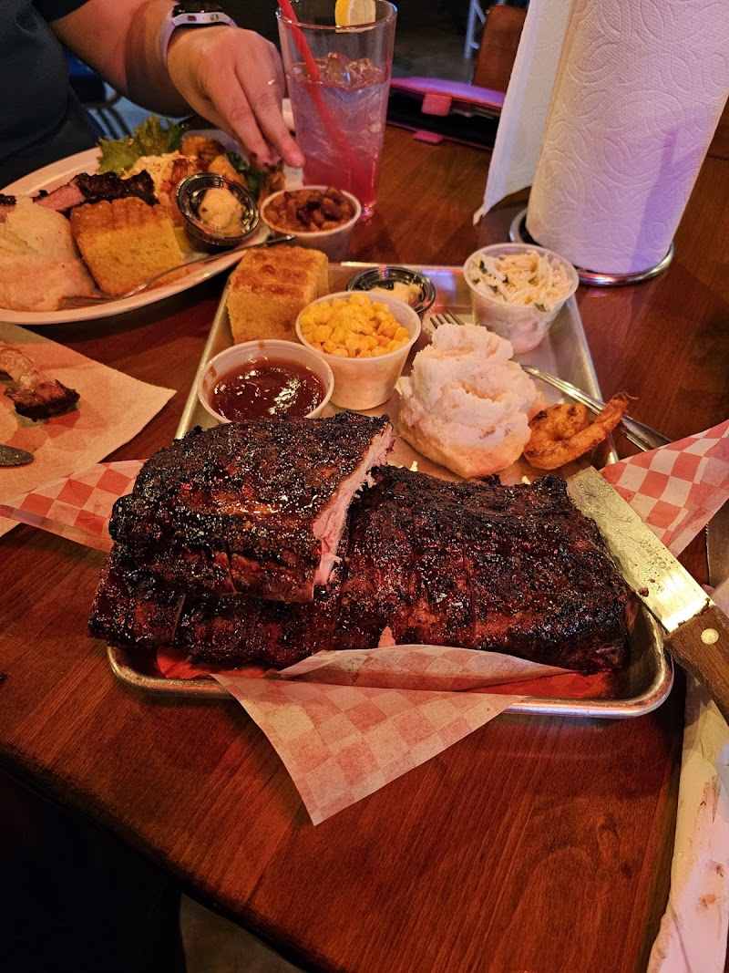 The Rustic Truck Bar and Grill - photo 5