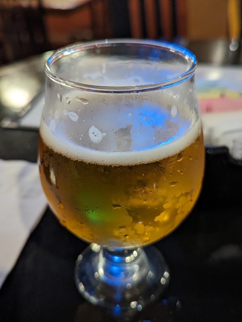 9 East Taphouse - photo 4