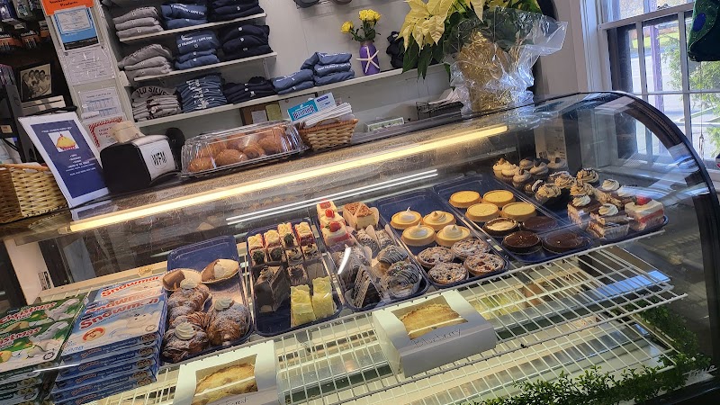 West Falmouth Market Inc - photo 2