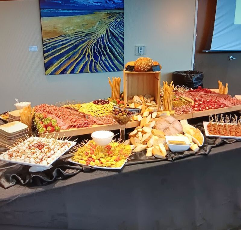 Riverside Catering and Market - photo 2