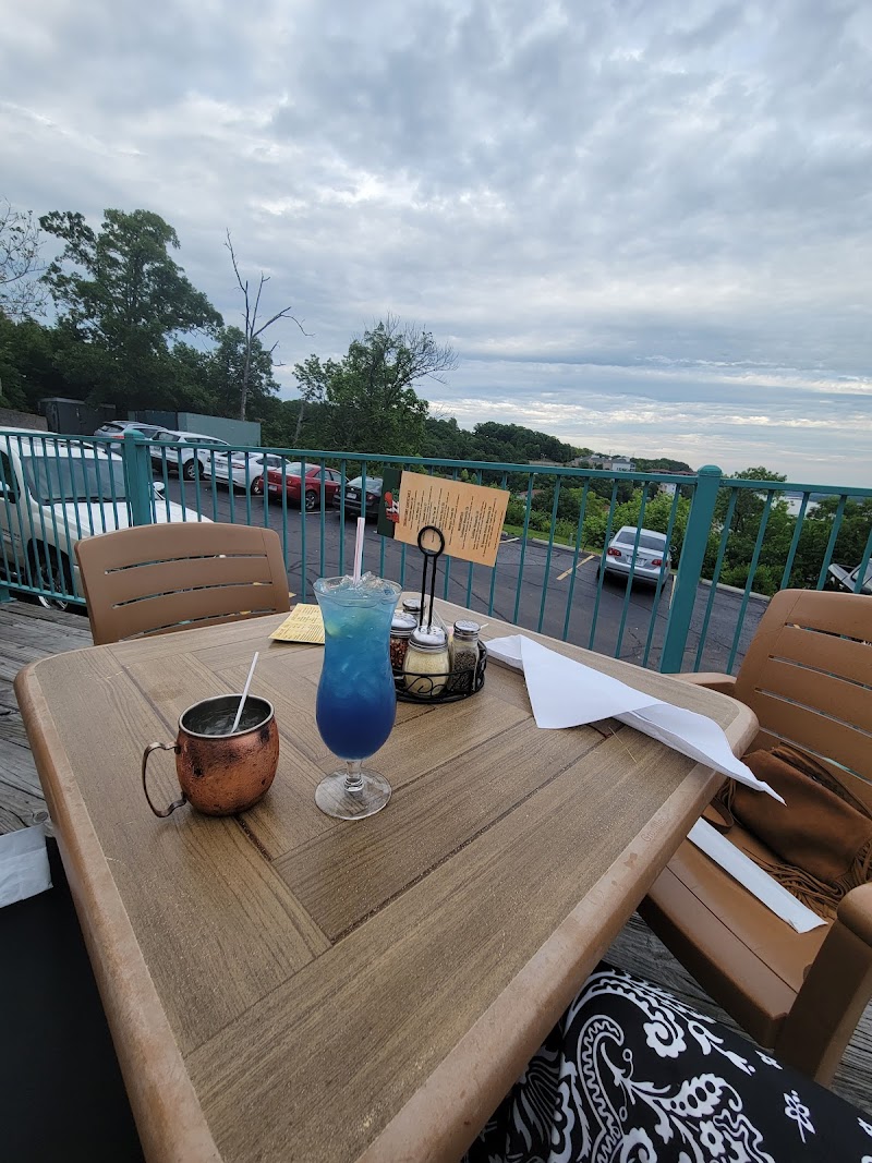 Li'l Rizzo's Restaurant - Lake Ozark - photo 5