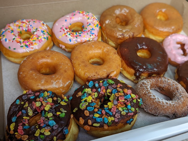 Bigworm's Bakery and Deli - photo 2
