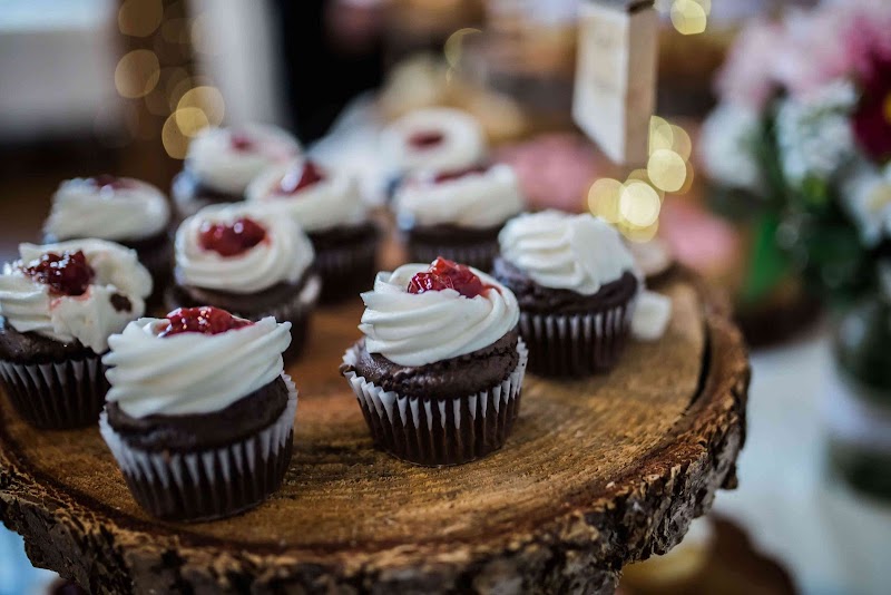 Baker's Dozen Catering - photo 5