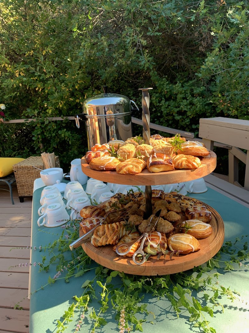 Aspen Caterers and Aspen Party Rentals - photo 2