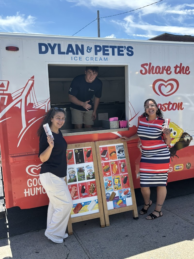 Dylan & Pete's Ice Cream Truck - photo 4