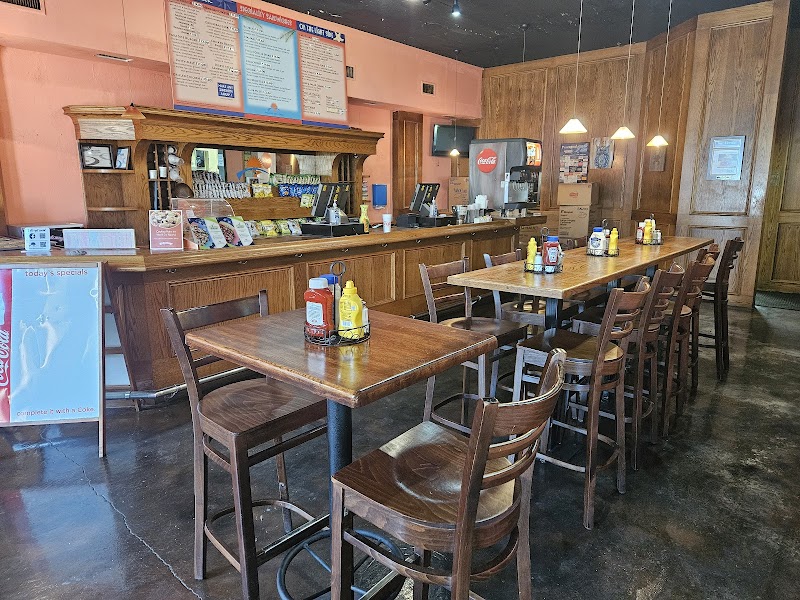 Paradise Deli & Grill - Catering in Pascagoula, Mississippi