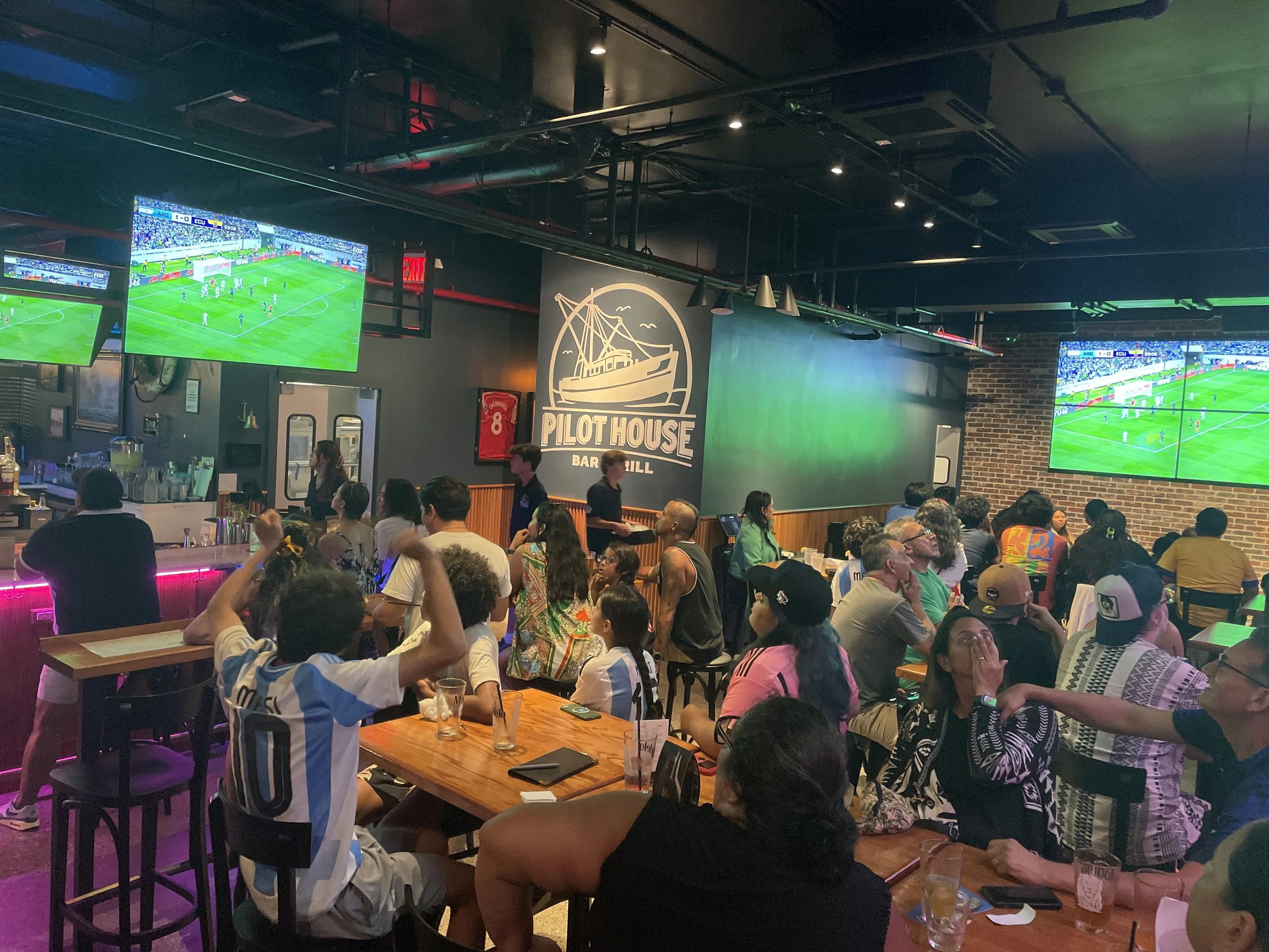 Pilot House Bar & Grill - Catering in Far Rockaway, New York
