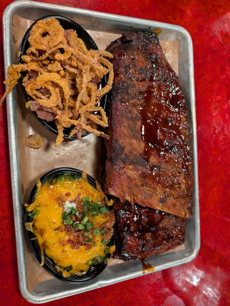 Lucille's Smokehouse Bar-B-Que - photo 3