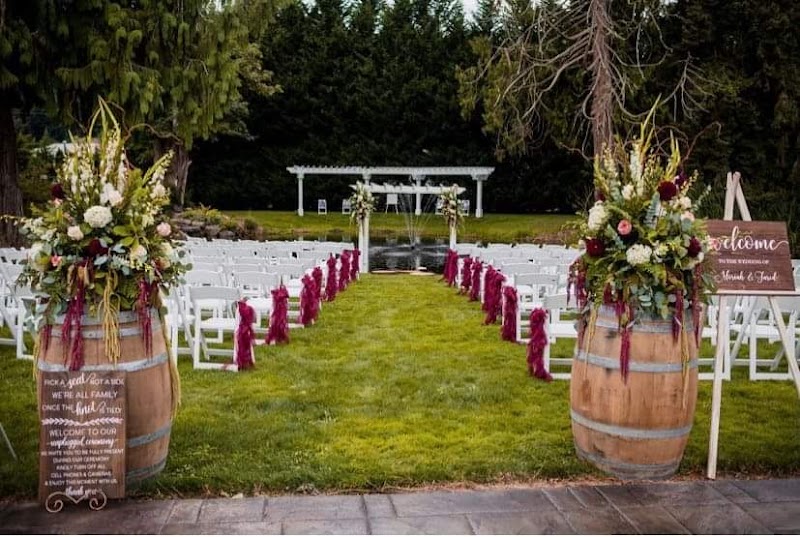 Love's Manor - photo 2