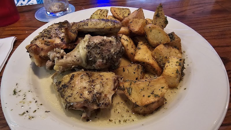 Twisted Q - Barbeque, Bar, & Grill - photo 5