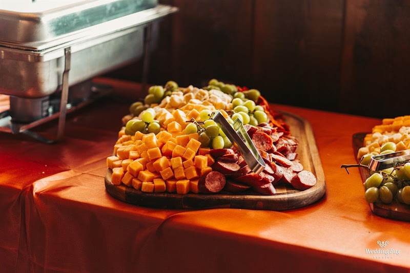 Porky's Smokehouse - photo 2