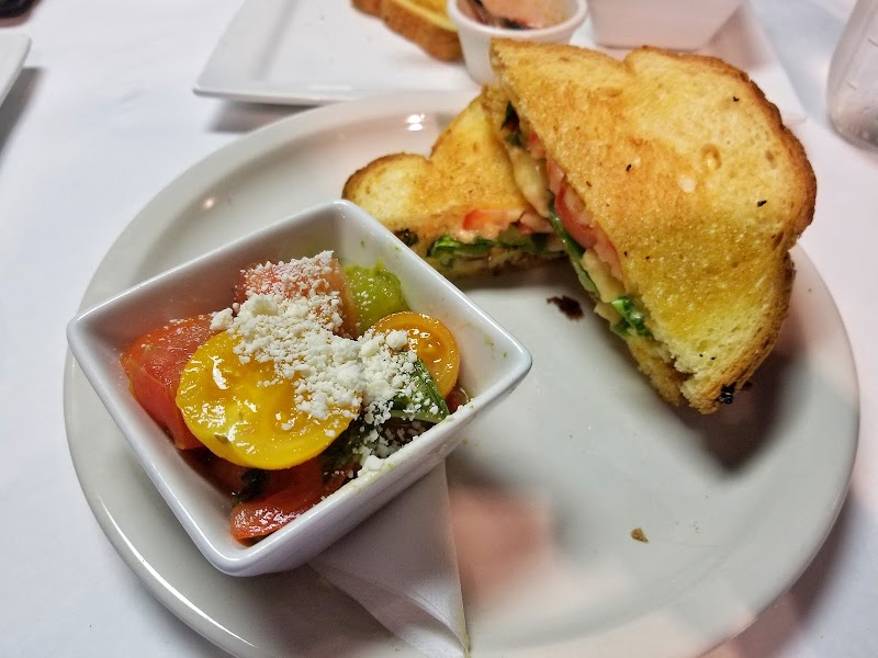 The Hungry Peach Café & Catering - Atlanta - photo 4