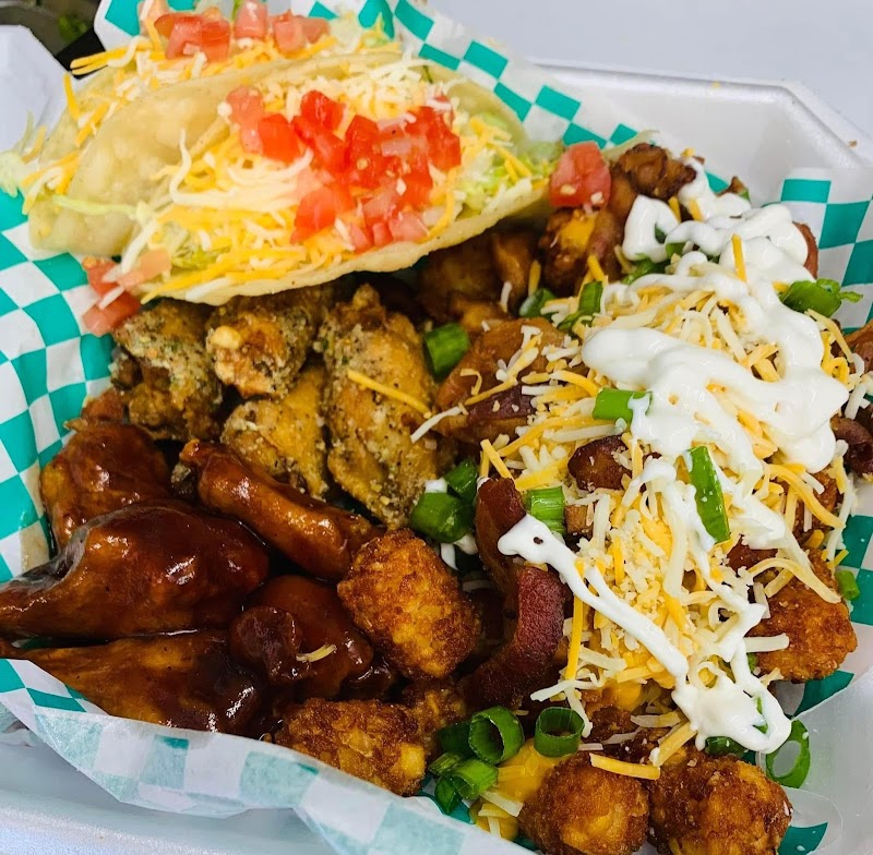 Great Lakes Eatz & Treatz - photo 5