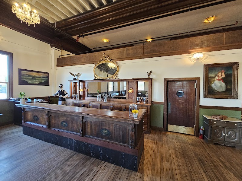 Hill House Event Center - photo 3