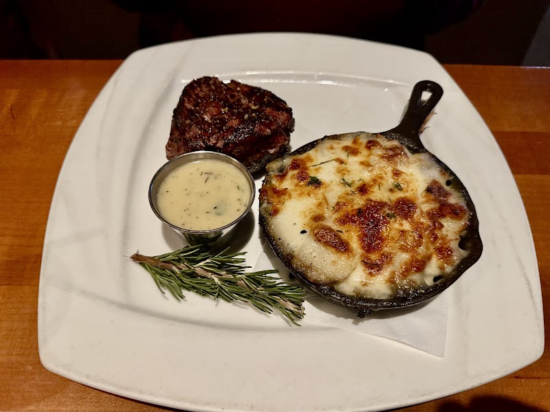 Salt Creek Grille Valencia - photo 5