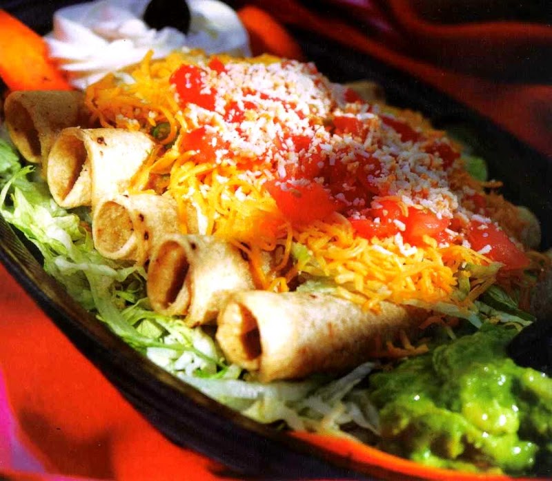 El Indio Mexican Restaurant and Catering - photo 3