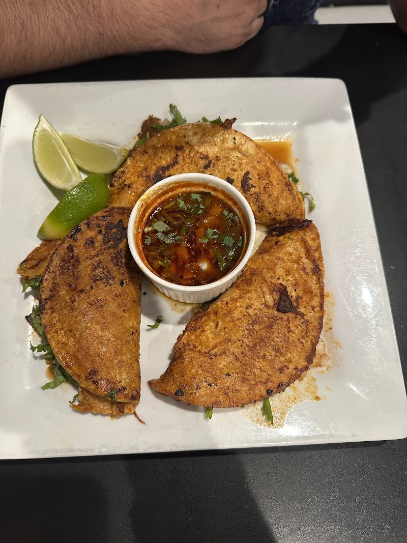 Oscar’s Cantina Mexicana - photo 2