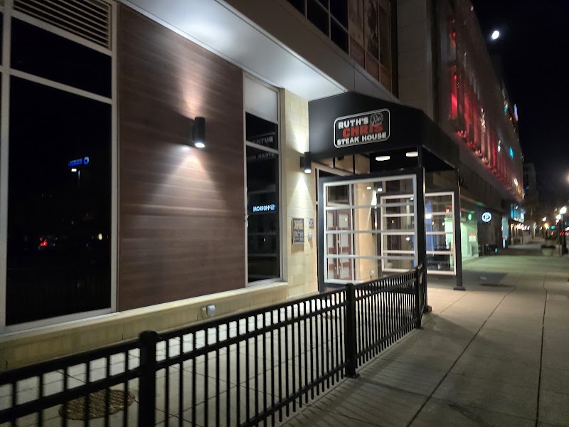Ruth's Chris Steak House - Catering in Fort Wayne, Indiana