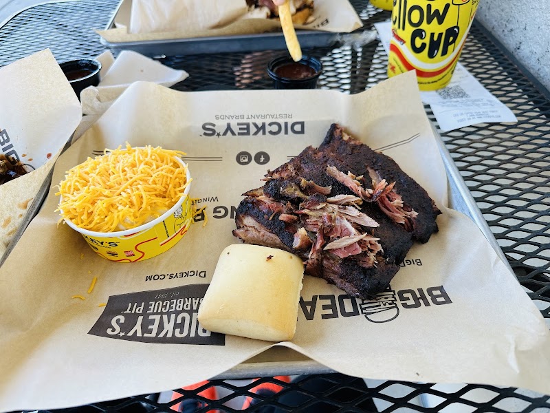 Dickey's Barbecue Pit - Brooksville - photo 3