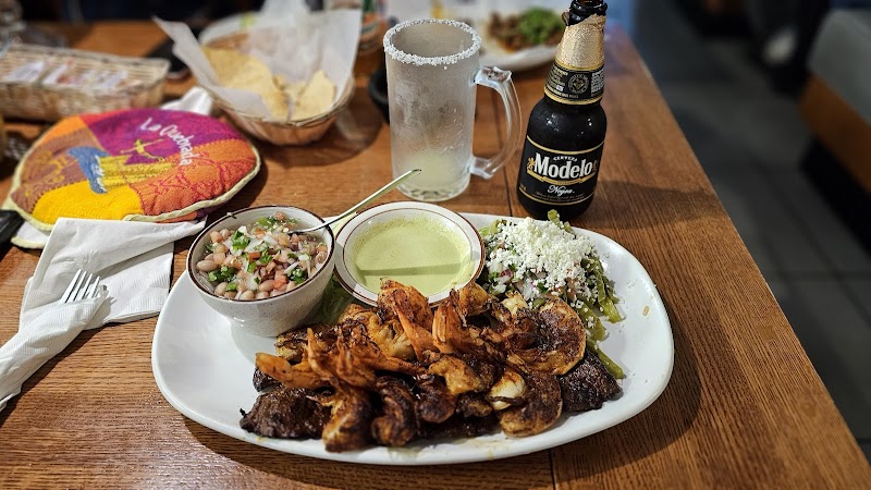 La Quebrada Aurora Restaurant - Catering in Aurora, Illinois