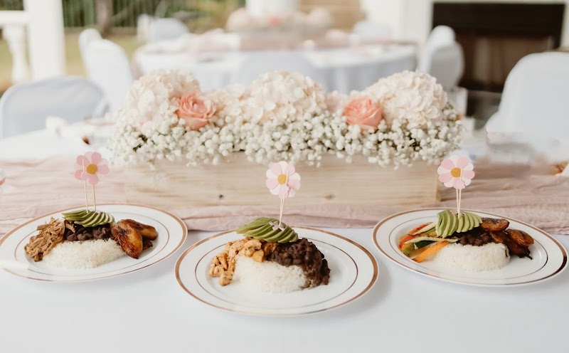 Maravilla Latin Cuisine Catering Co - Catering in Pacoima, California