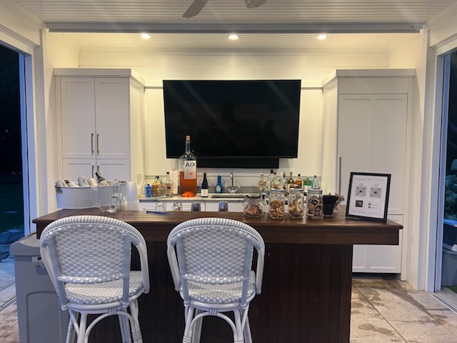 Perfect Pour Bartending Service - photo 3