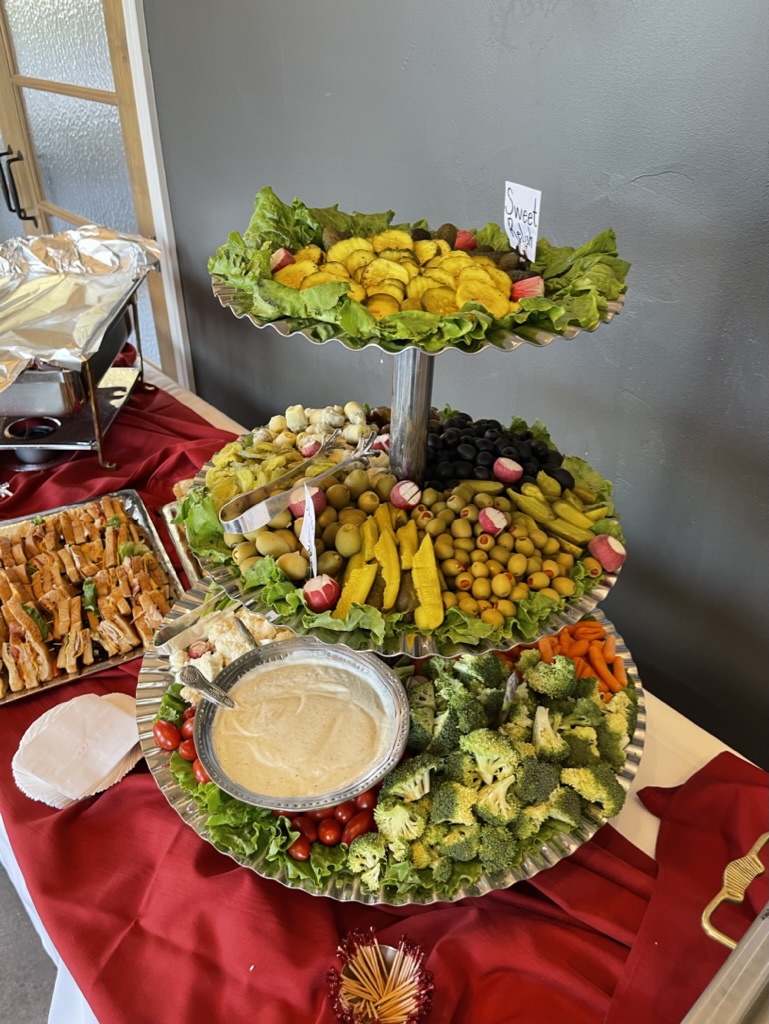 Danny's Catering - Fins & Hens - photo 3